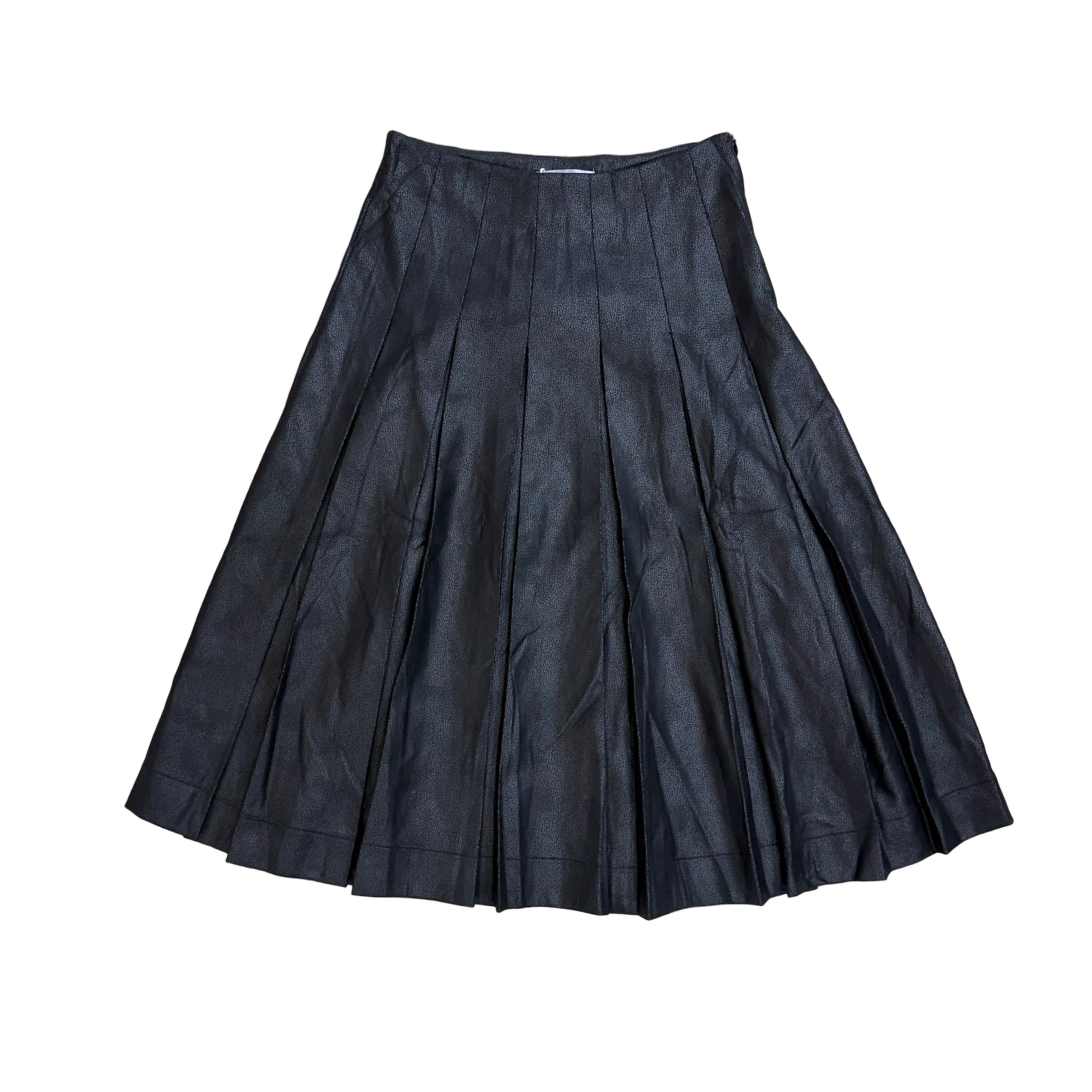 Suede pleated short skirt