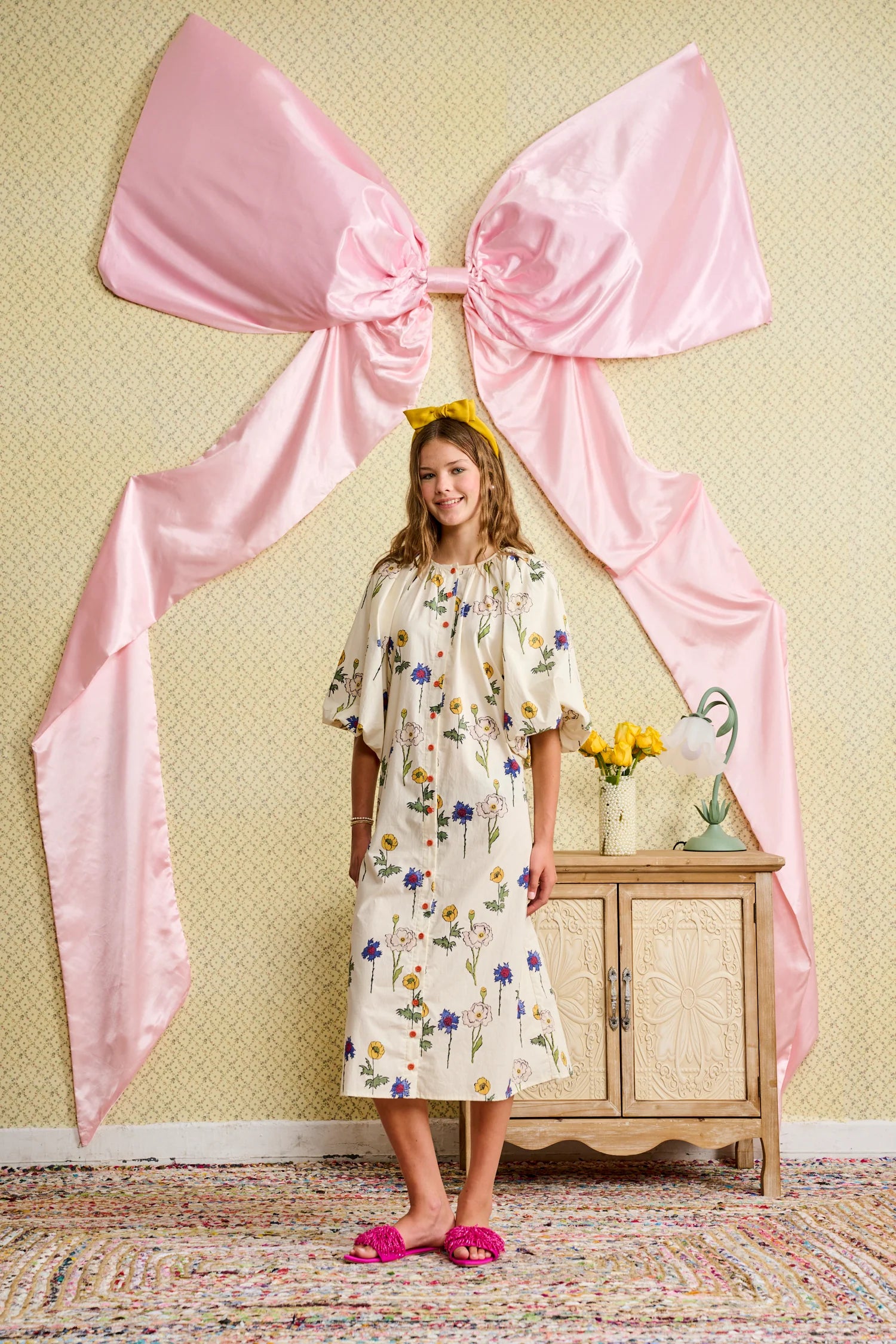 Small Flower Print Dress W/ Pouf Sleeve