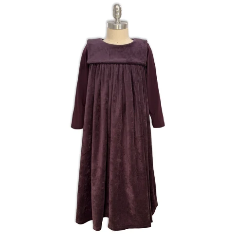 Plum Scalloped Bib Robe